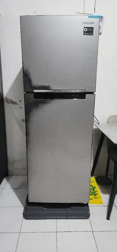Lemari Es Samsung