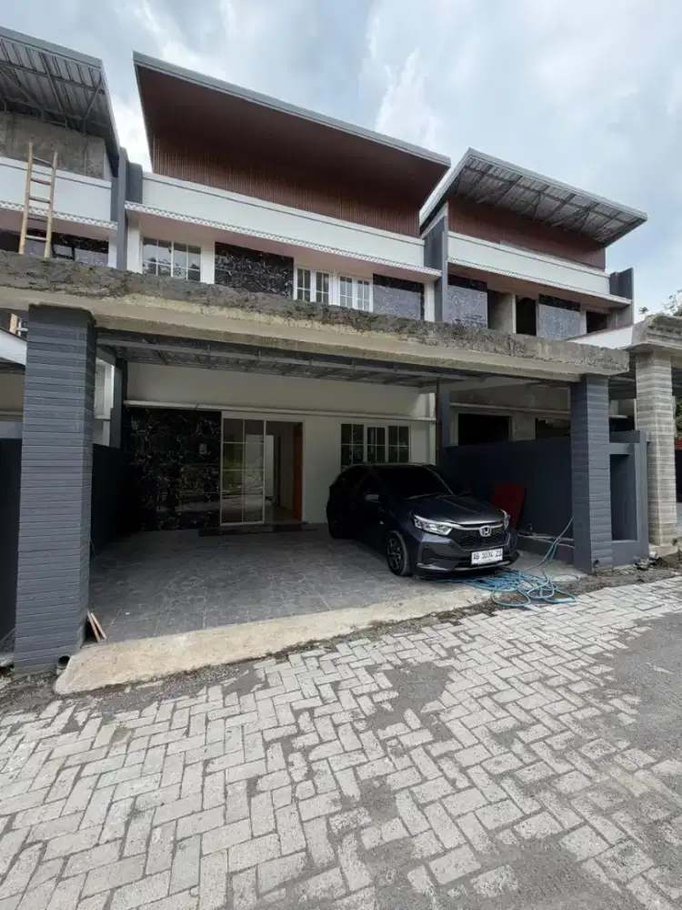 Rumah 2 Lantai Termurah 900jutaan Dekat Jl Kaliurang Km 13