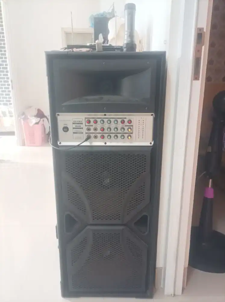 Speaker aktif Treeway