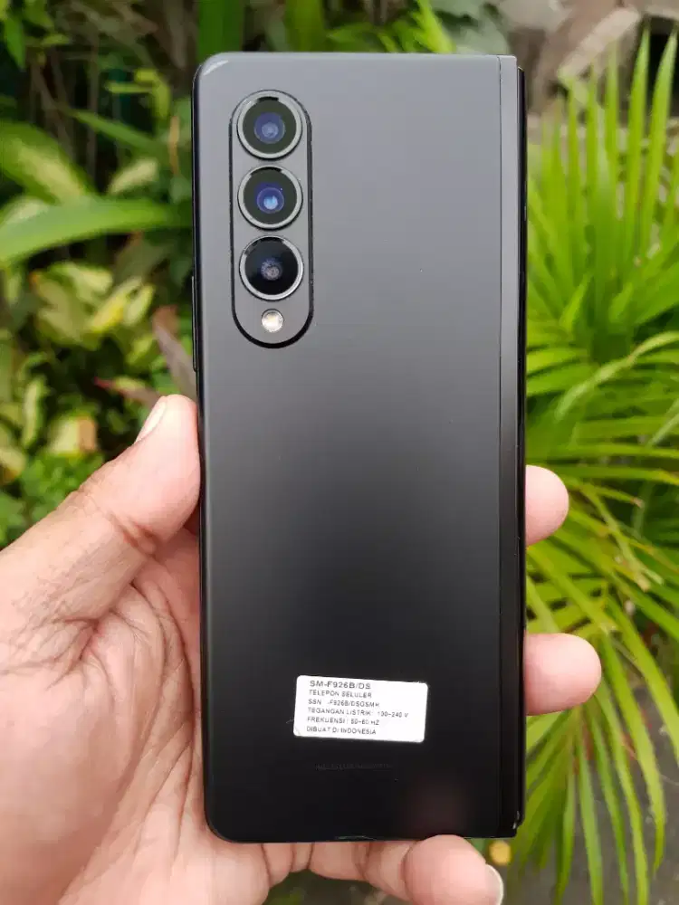 Samsung Z Fold 3 Ram 12 / 256 Minus