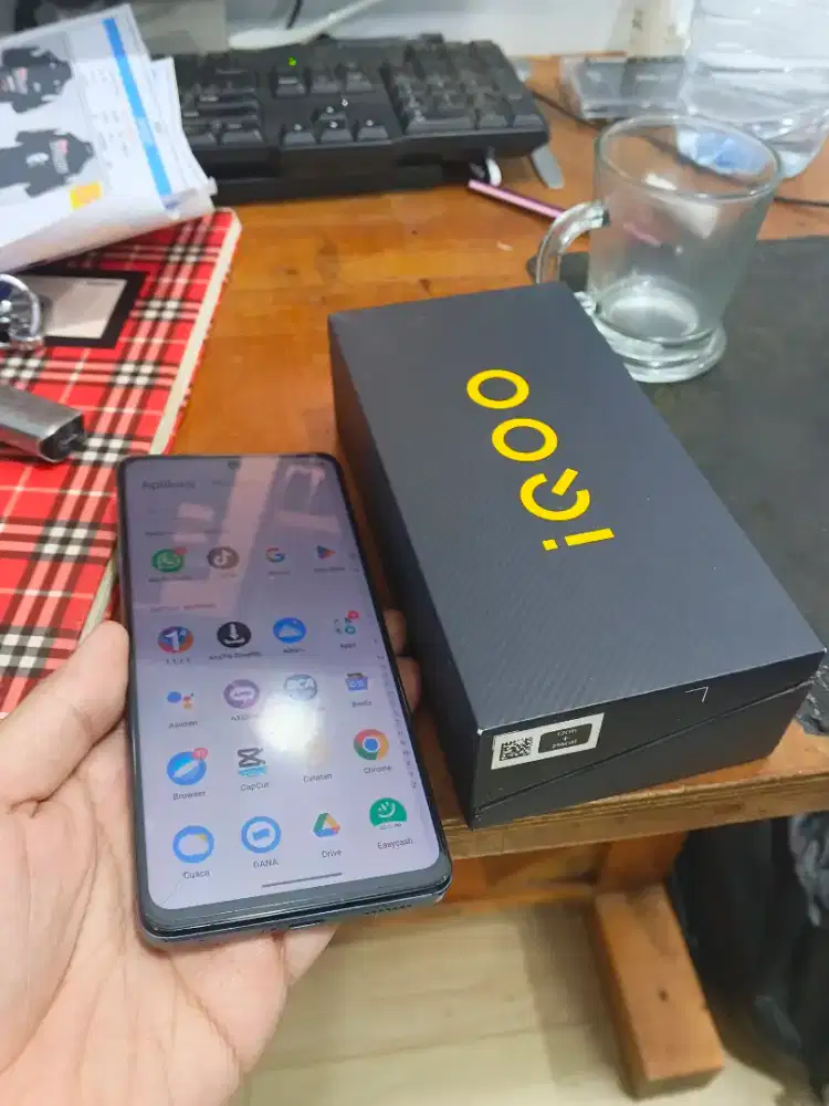 Iqoo z7 5g ram 12/256 bukan z7x