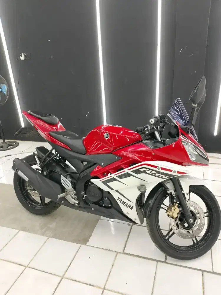 Yamaha R15 2016