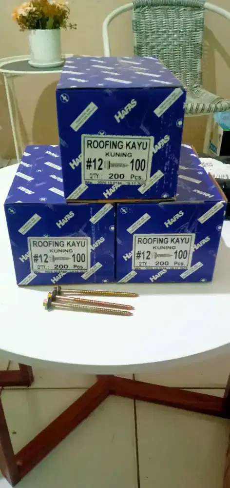 Di Jual Sekrup/Baut Roofing Kayu