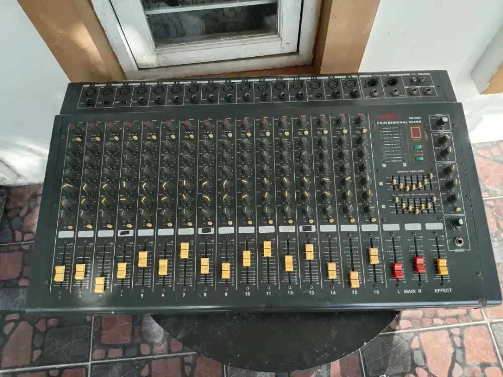 Power mixer professional 16  Chanel PMK-1602D