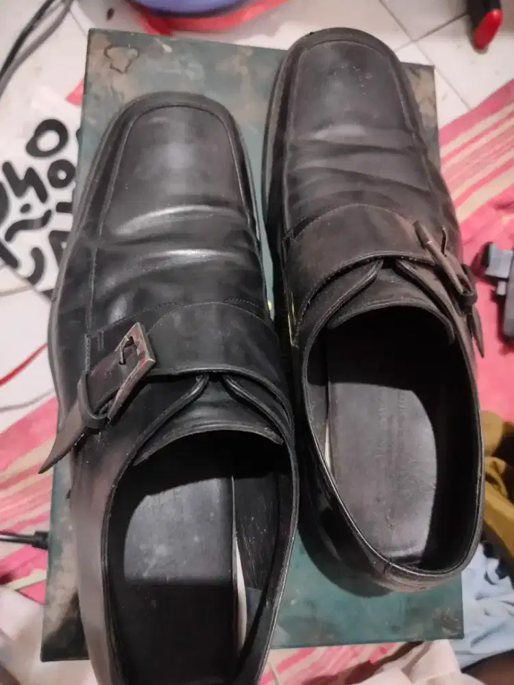 sepatu kulit crocodile