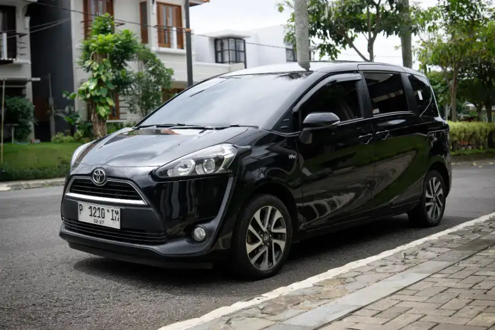 Sienta V matic 2016. Sienta. V. 1.5. AT