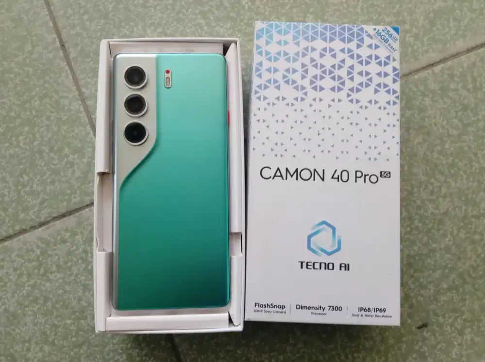 Tecno Camon 40 pro 5G Ram 8/256 Lengkap Mulus nominus