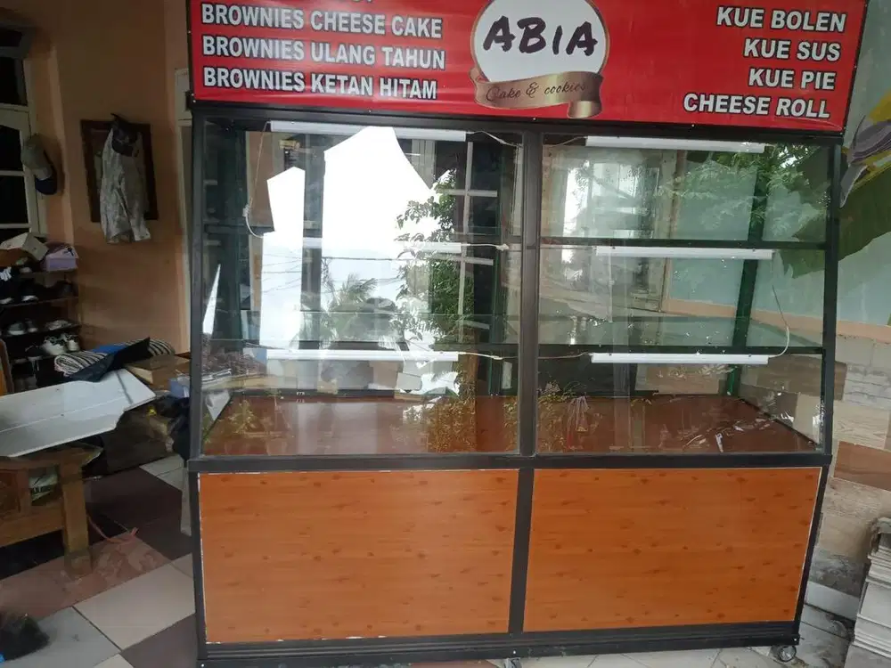 Etalase Alumunium 3 susun