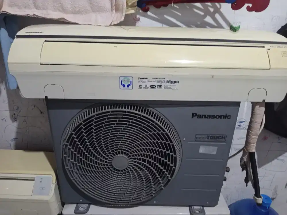 Di jual siap pasang AC 1 Pk & setengah 1/2 pk