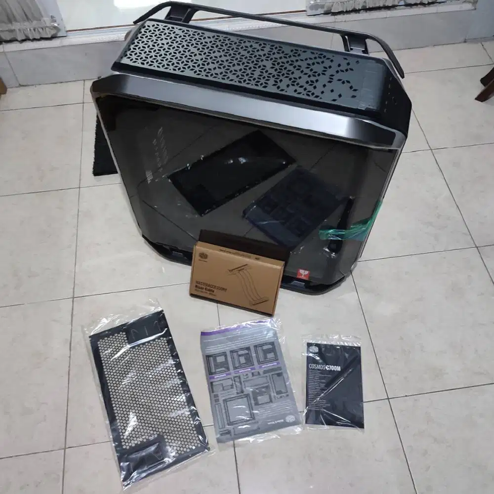 Cooler master C700M PC Case Full Tower (Black)