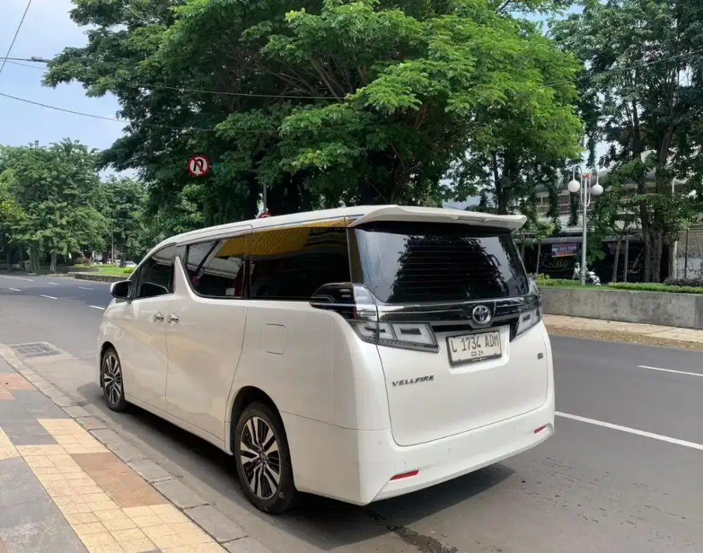 Toyota Vellfire 2.5 G Matic 2018 Putih KM 64rb ASLI