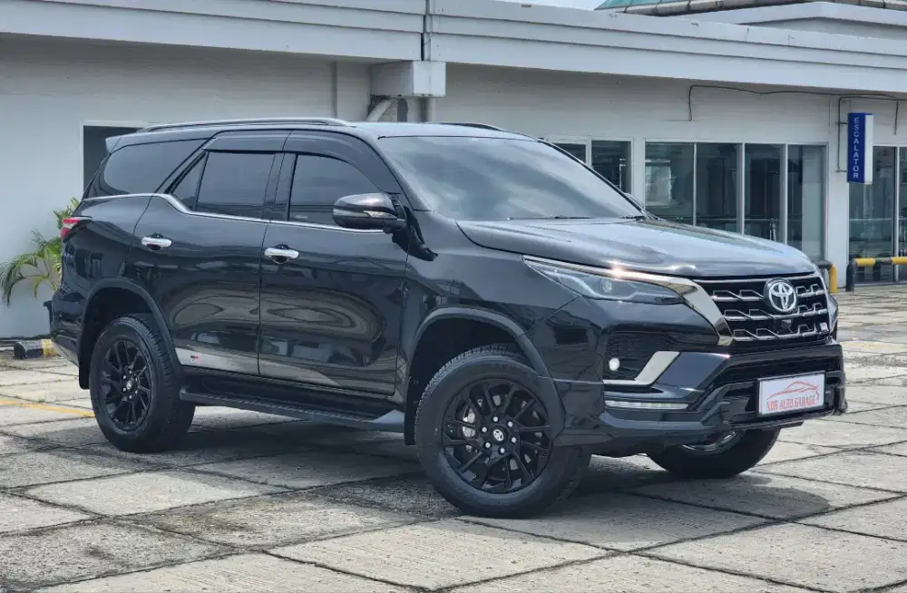 [Km 12rb] Toyota Fortuner 2.8 GR Nik 2022 Facelift