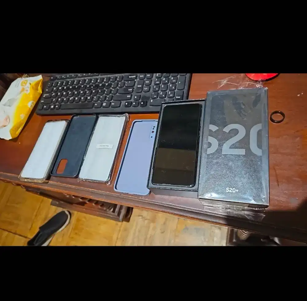 Samsung Galaxy S20 Plus S20+ lengkap Resmi SEIN