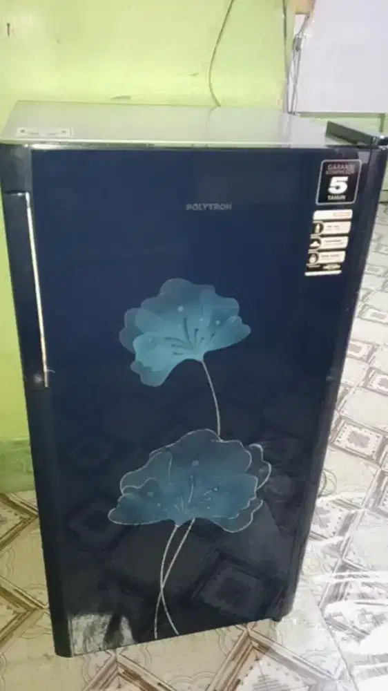 Kulkas 1pintu Polytron blezza no minus,siap pakai.
