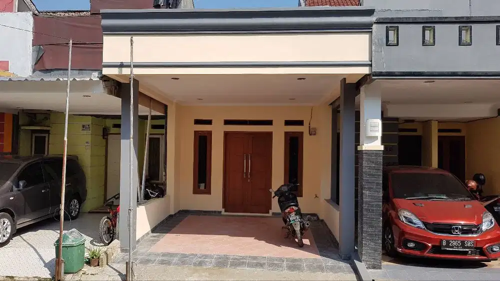 DISEWAKAN RUMAH SEKITAR MARGONDA BISA KOS MAX 3 ORANG PER 1/3/6/12 BLN