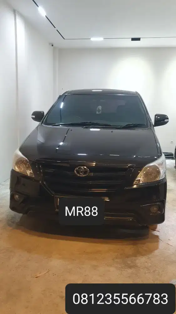 Di jual kijang INOVA type G matic solar