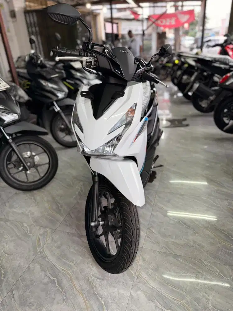 BEAT CBS 2025 CASH KREDIT