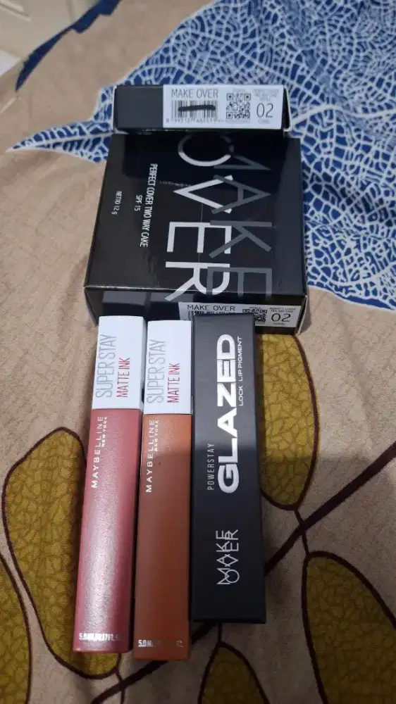 Make over, maybeline