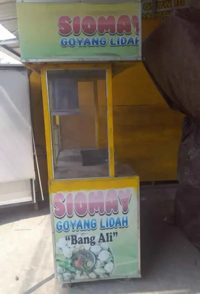 Gerobak bekas stanlis