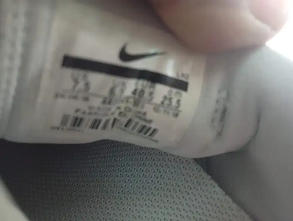 Sepatu Golf ukuran 40.5 Seken