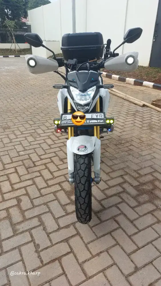 New cb150r StreetFire 2015