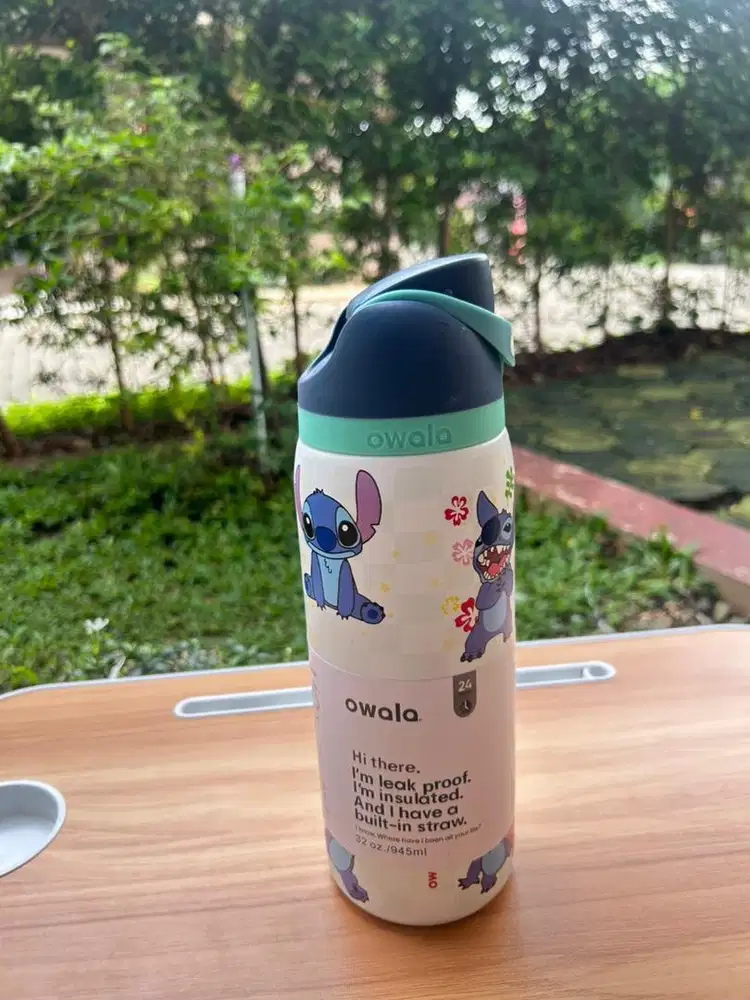 Owala 32 Oz. FreeSip Insulated Stainless Steel 100% Original. Stitch