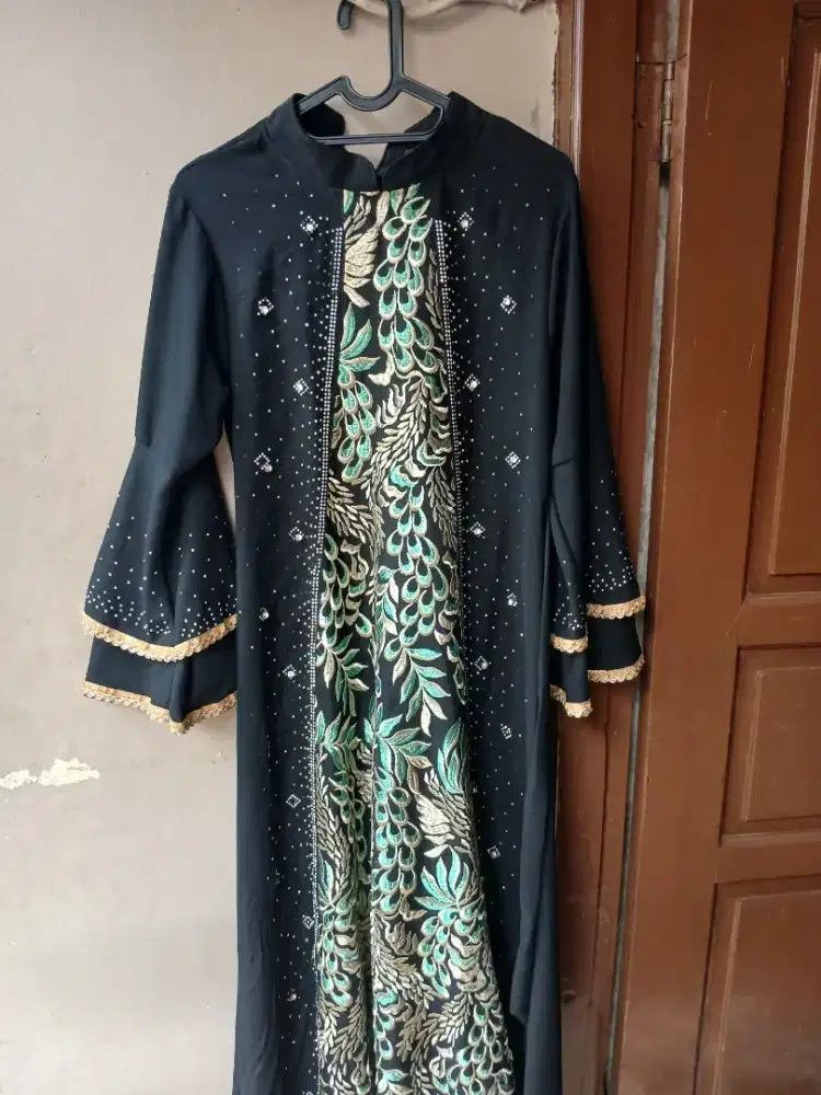 Preloved busana muslim