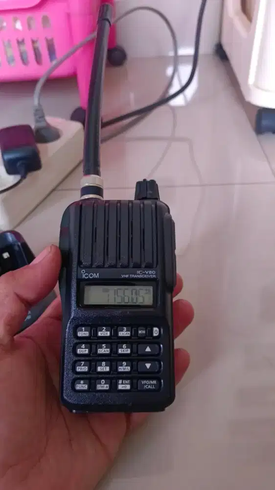 Jual HT icom ic-v80 ada 2 unit