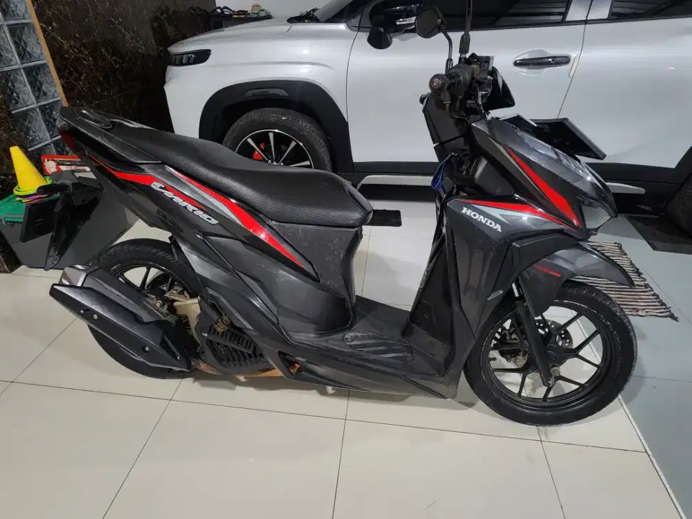 Vario 125 tahun 2018 plat F