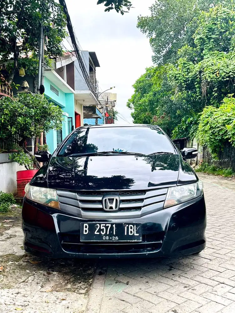 Honda city E matic 2011