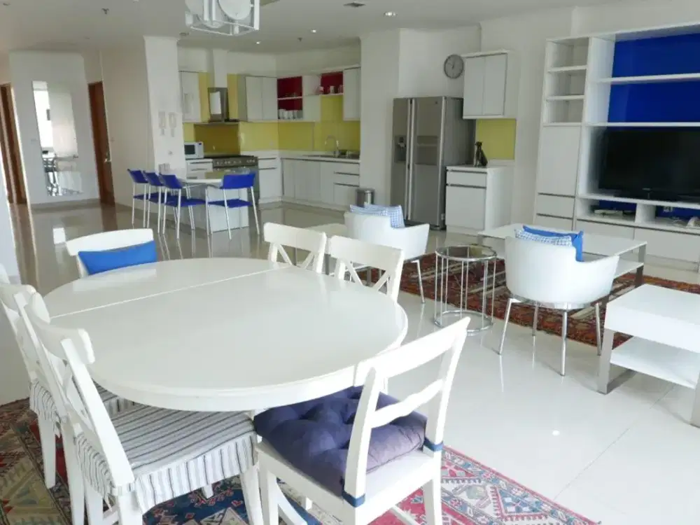 Disewakan Hampton's Park Apartment Penthouse Tower D