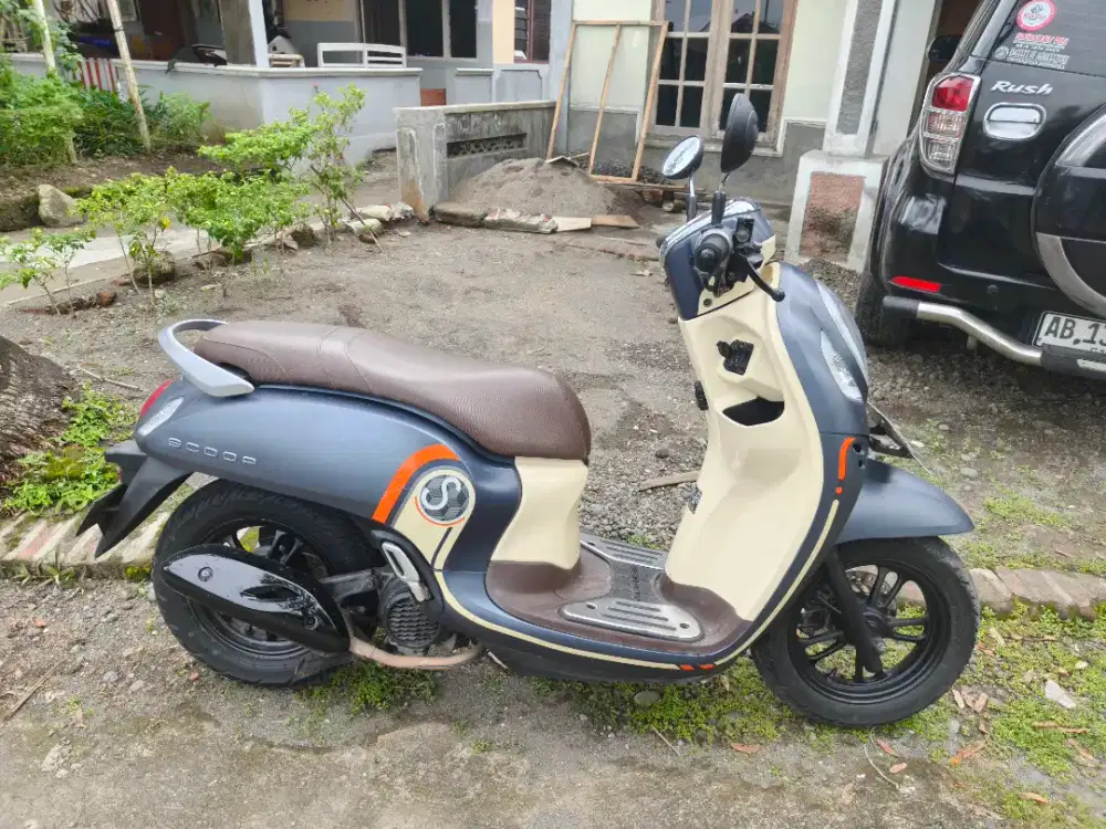 Scoopy THN 2021 plat AB Bantul