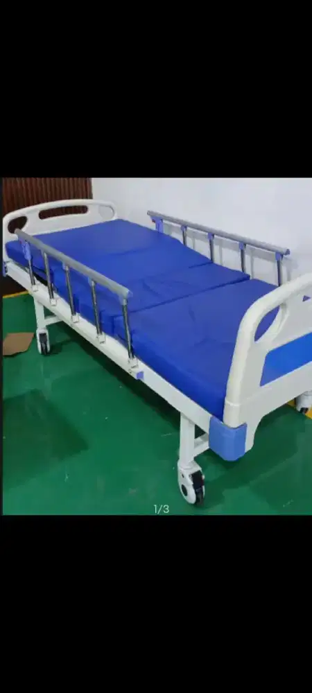 Dijual : tempat tidur pasien double track