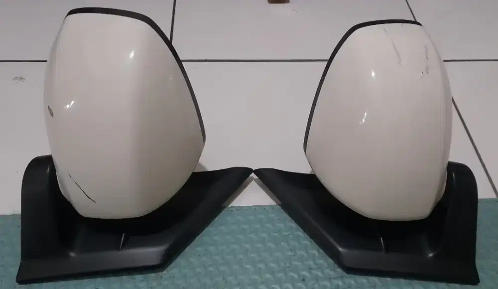 Spion Ori Daihatsu Sigra X