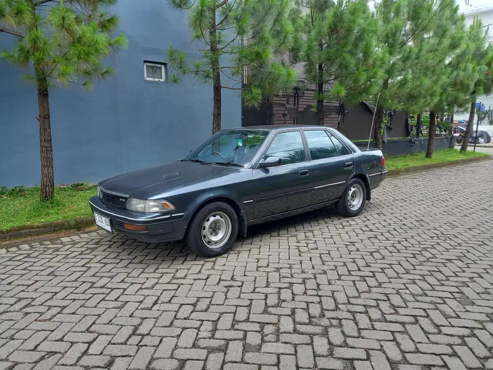 Toyota Corona 1990 Bensin