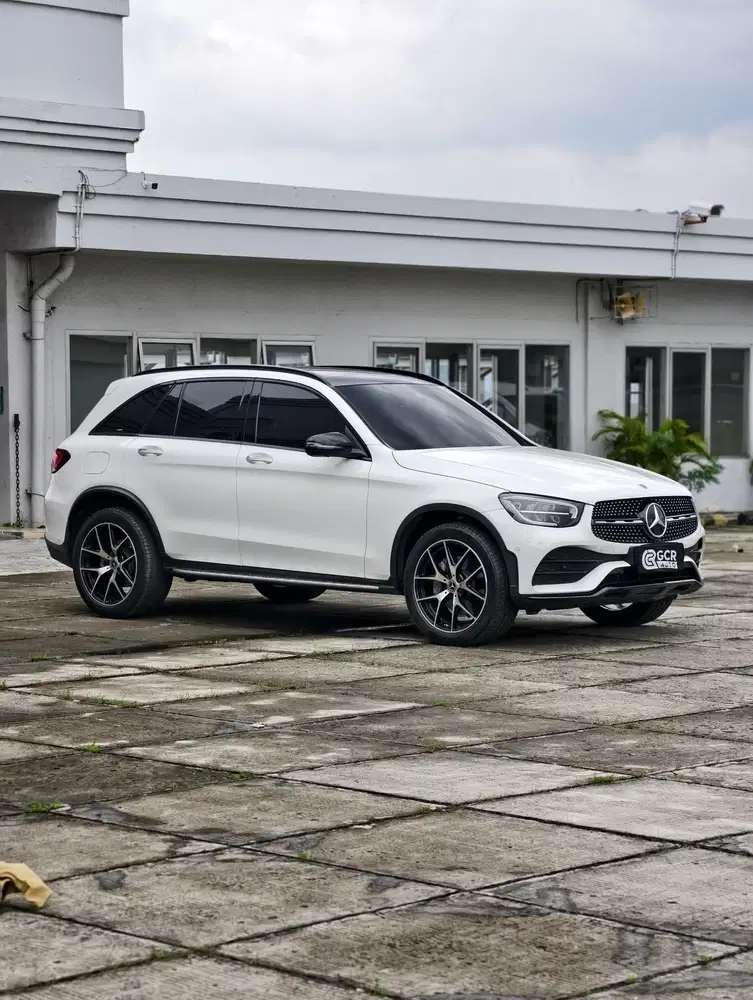 RASA BARU KM 28RB !! MERCY GLC200 AMG 2.0 LINE 2022 AT MDL 2023/2023