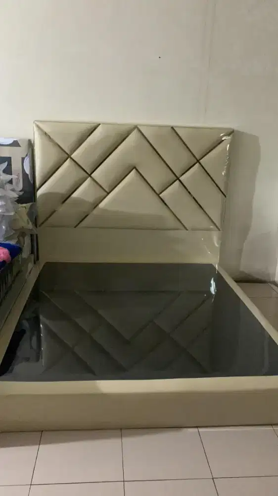 Divan box + Sandaran be lis