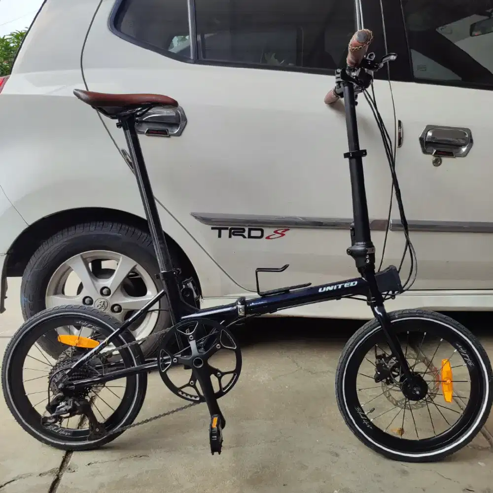 Sepeda Lipat UNITED BLACK HORSE X Full Chromoly 10 speed 16 inch