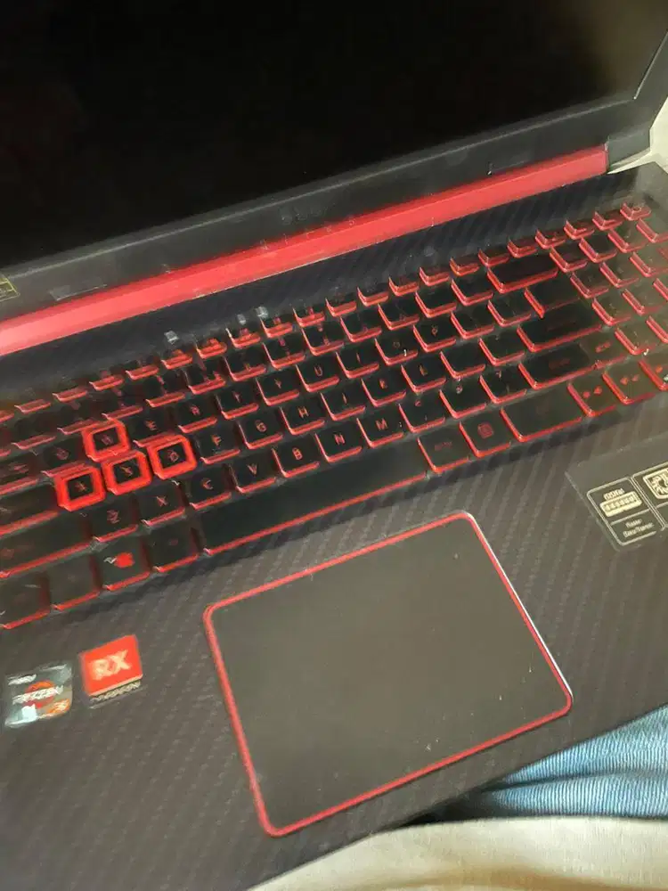 Acer nitro 5 amd ryzen 5 SSD 512gb