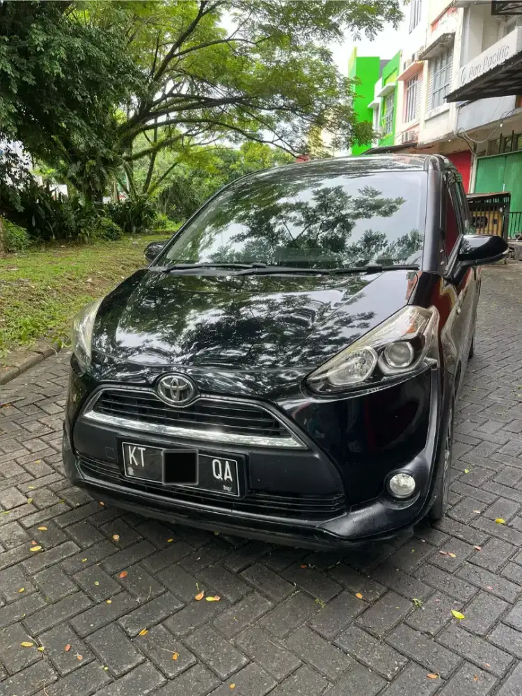 Dijual Sienta Type V Tahun 2016