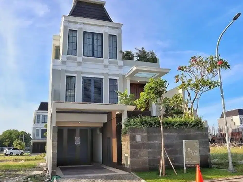 JUAL RUMAH MEWAH 3 LANTAI KONSEP AMERICAN  TROPICAL  THE GRAND KENJERAN