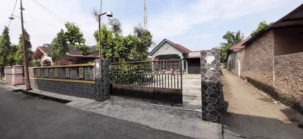 DIJUAL CEPAT Rumah Besar Siap Huni + Full Furniture di Medan Marelan