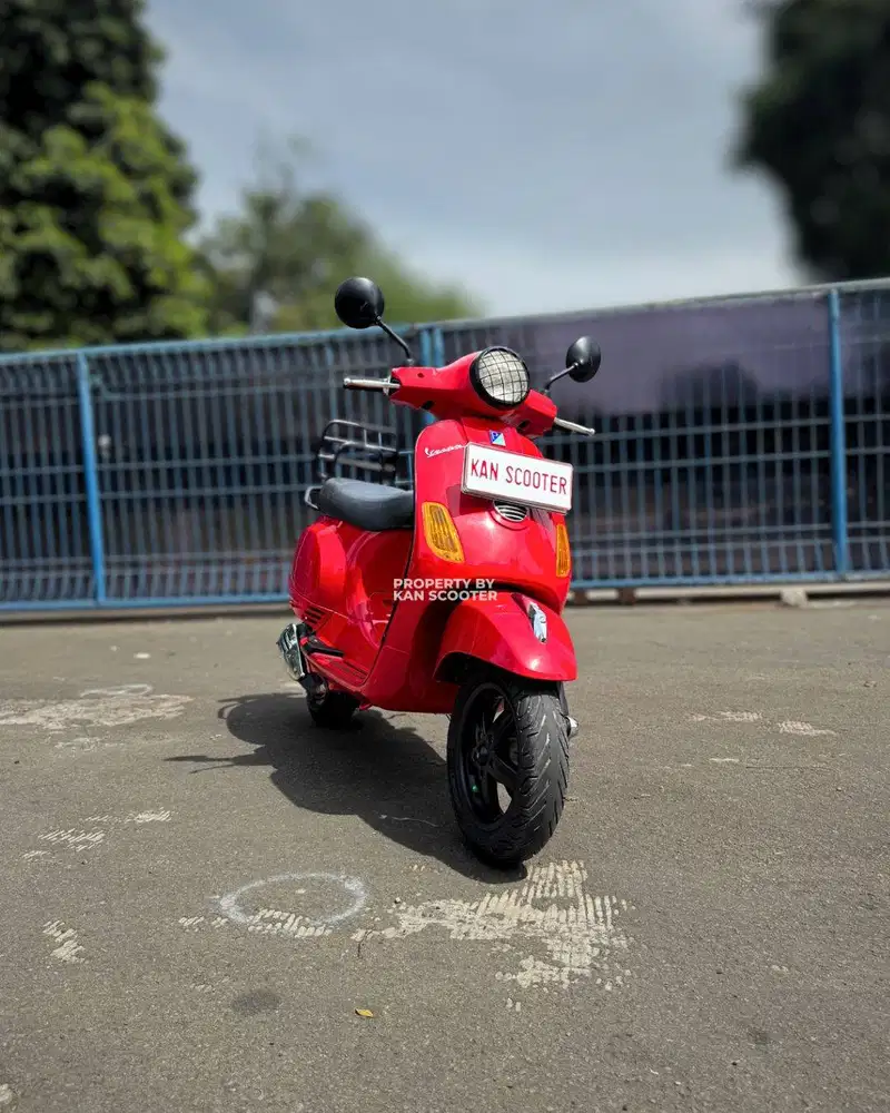 JUAL MURAH VESPA LX 150 2V INJEKSI 2011 MULUS