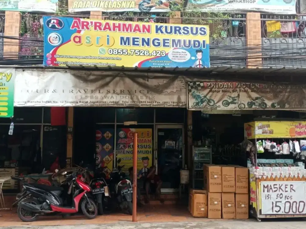 Murah !! DIJUAL 3 RUKO GANDENG DI JAGAKARSA HARGA SESUAI NJOP