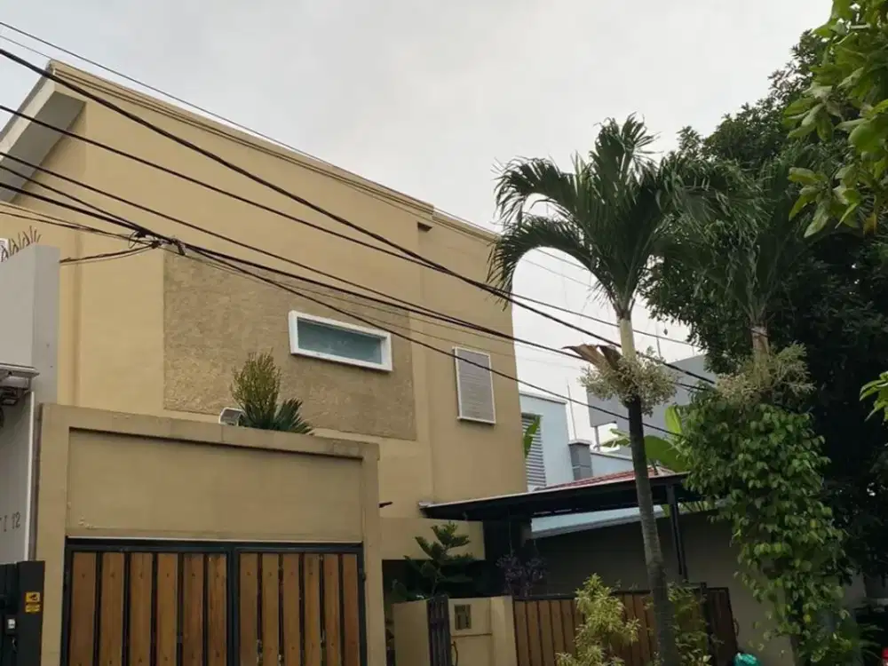 Rumah mewah ada swim pool di camar Bintaro jaya pr 13244