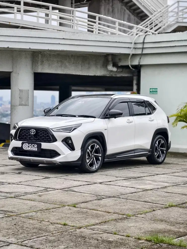 KM ANTIK 18RB !! TOYOTA YARIS CROSS GR HYBRID 2023 AT MDL 2024/2025