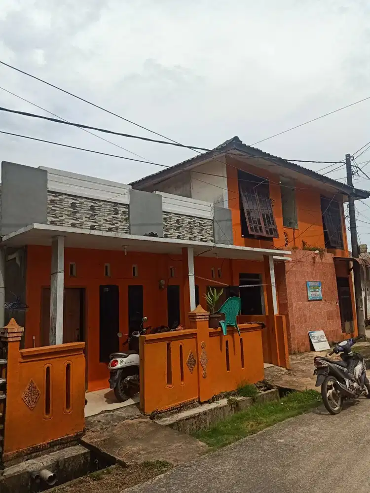 Dijual cepat Rumah KOS (2 rumah bedeng dan 9 kamar kos) di BATAM