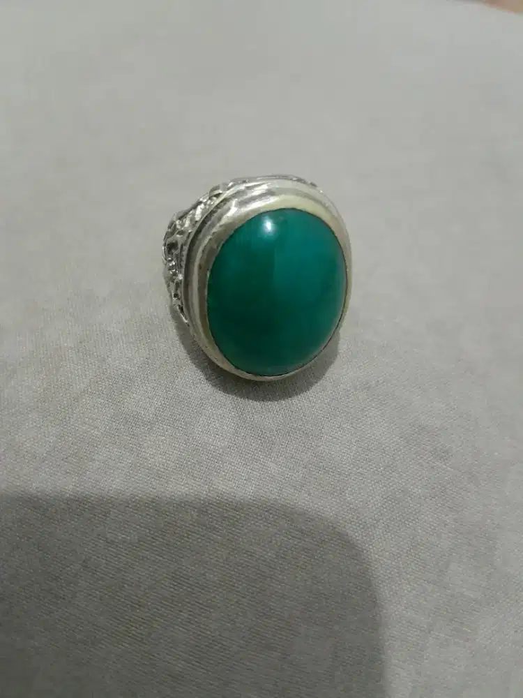 Di jual batu bacan satu warna plong minat wa