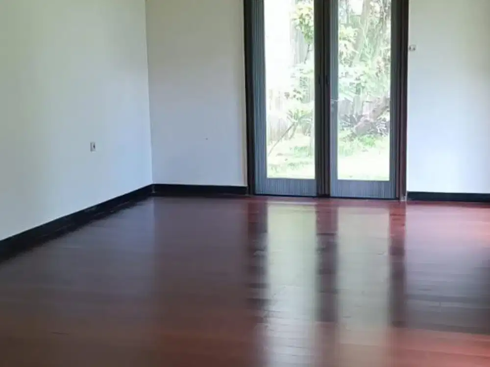 Dijual Rumah Nyaman dan Asri Siap Huni di Kota Baru Parahyangan Bandung