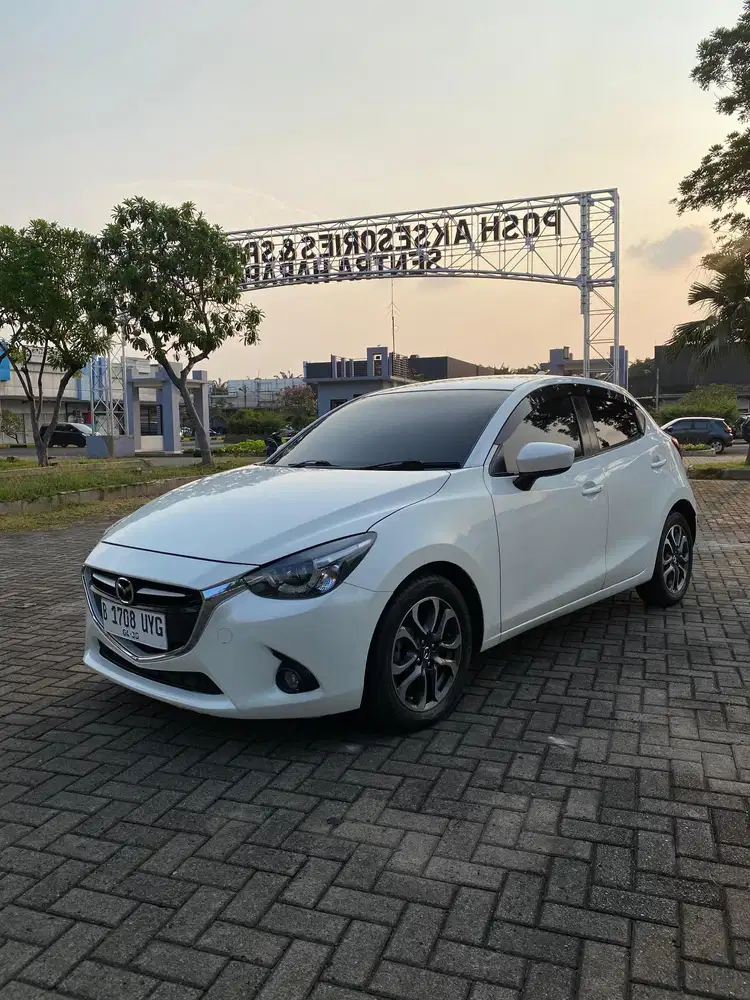 [MURAH] Mazda 2 R Skyactive AT 2014